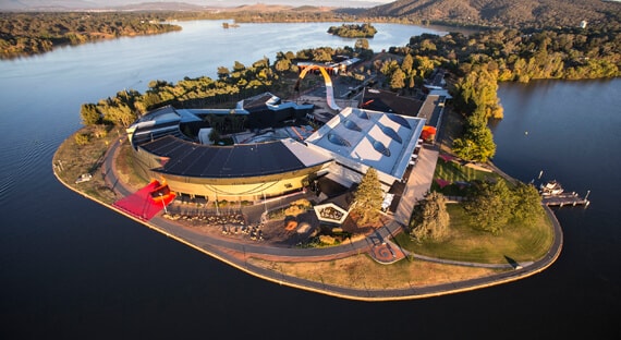 christmas img 11 - Canberra Guided Tours christmas img 11